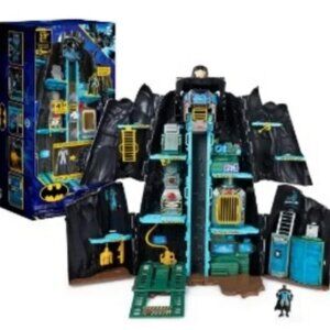 Batman Bat-Tech Batcave Giant Transforming Playset DC Comics🆕⌚📦🏃💨🚚